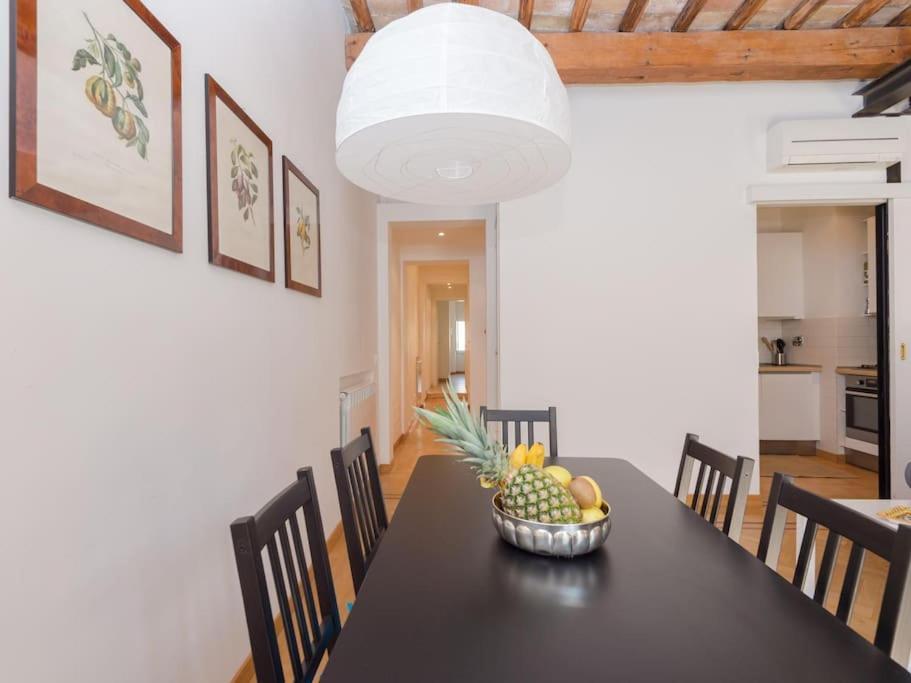 Trevi Fountain Luxury Apartment