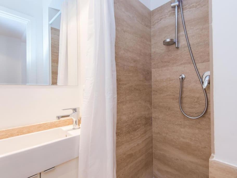 Trevi Fountain Luxury Apartment Rom
